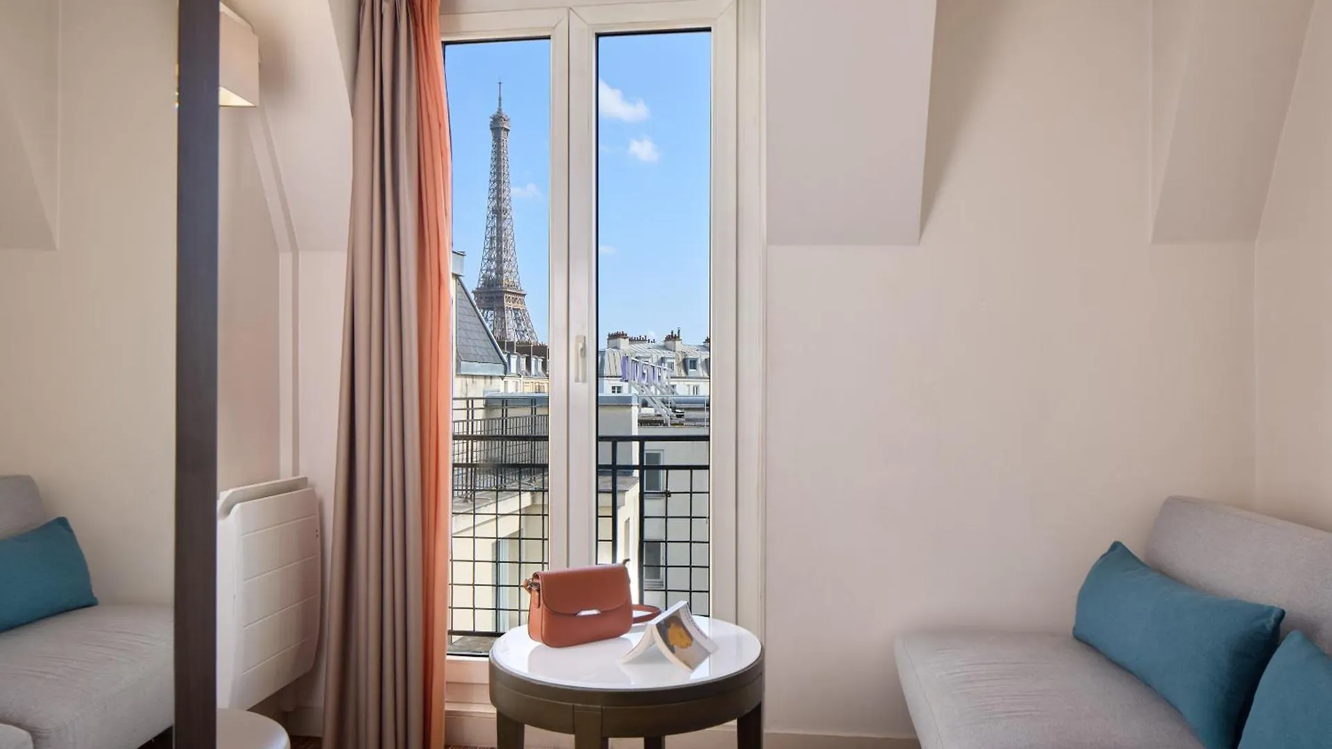 15 Hôtels Pas Chers dans le 15e arr. de Paris à Connaître