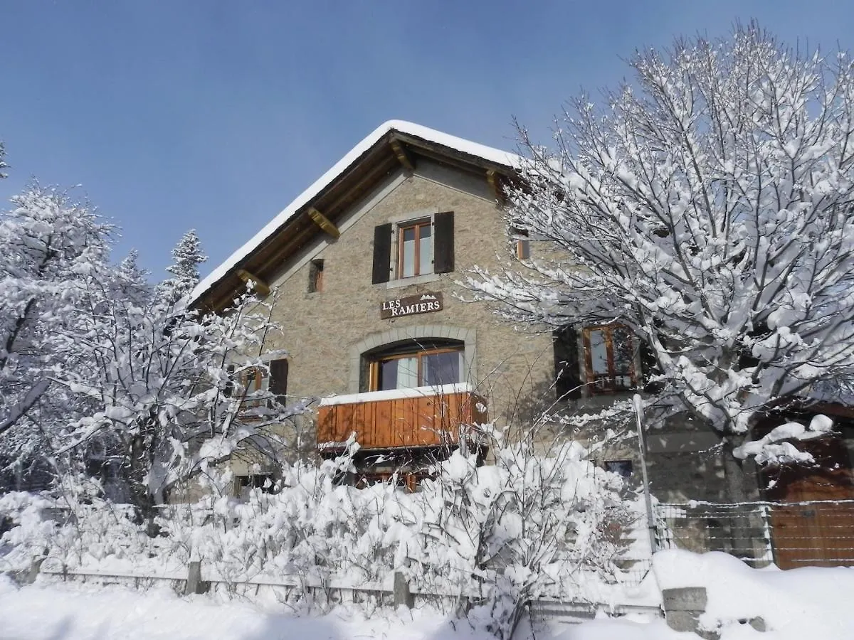 4 Hôtels Famille Incontournables près de Peborny 1 aux Angles